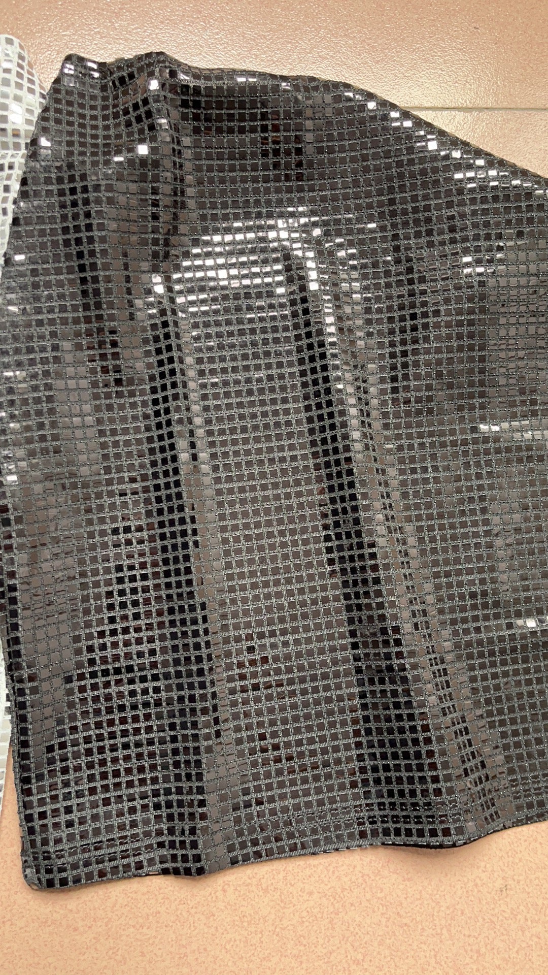 Spring Sexy Women Wear Solid Color Slim Mesh Sequined Hip Bag Skirt Women