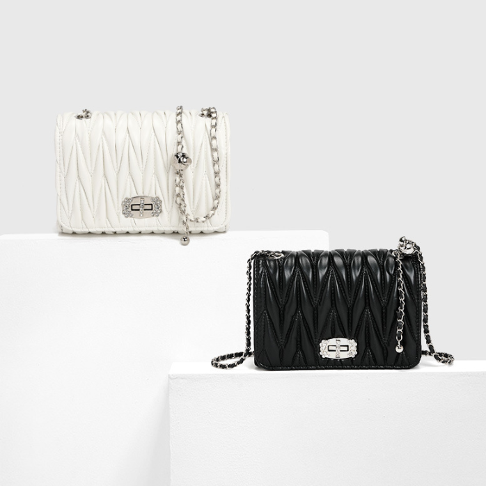 Bag Women Winter Pleated Chain Small Golden Balls Crossbody Bag