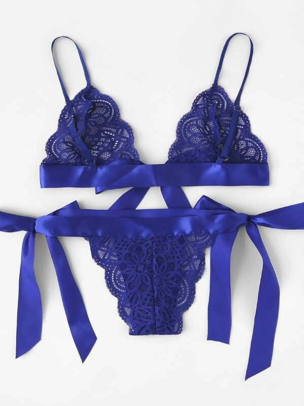 Split Cut Ruffled Sexy Lace Strap Three-Point Sexy Lingerie