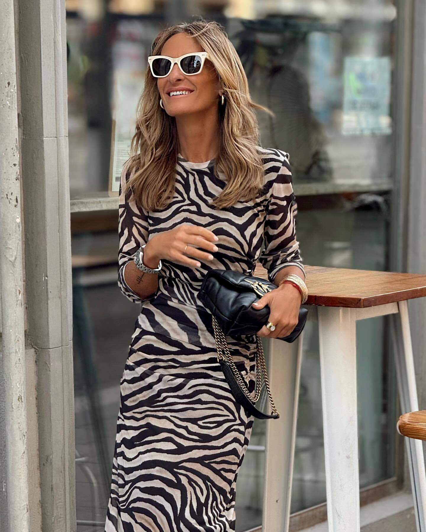 Autumn Winter Warm Zebra Pattern Mirror Velvet Stretch Slim Dress for Women