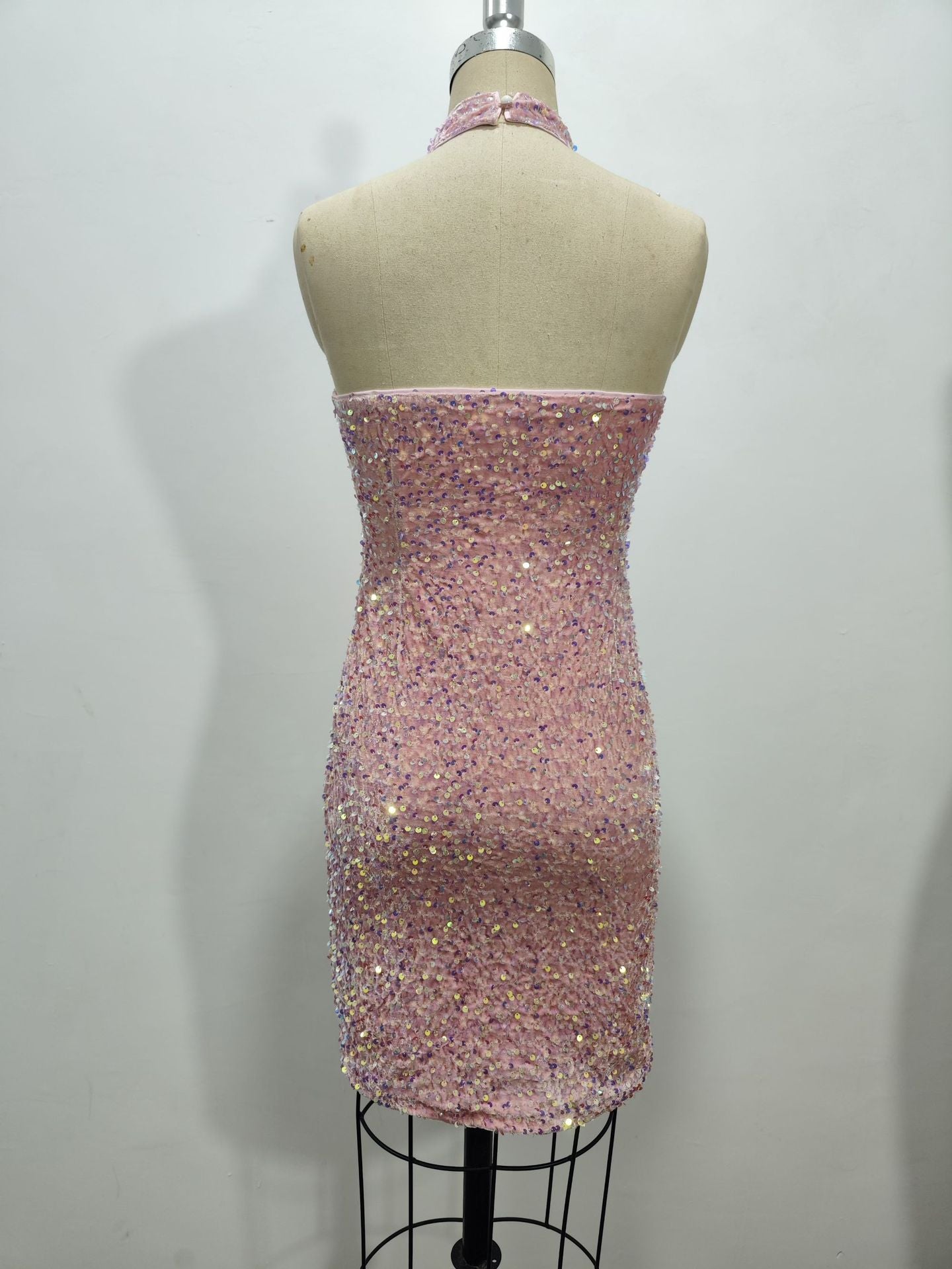 Middle East Women Flash Halter Backless Sleeveless Pleated Sequined Tight Pencil Mini Dress