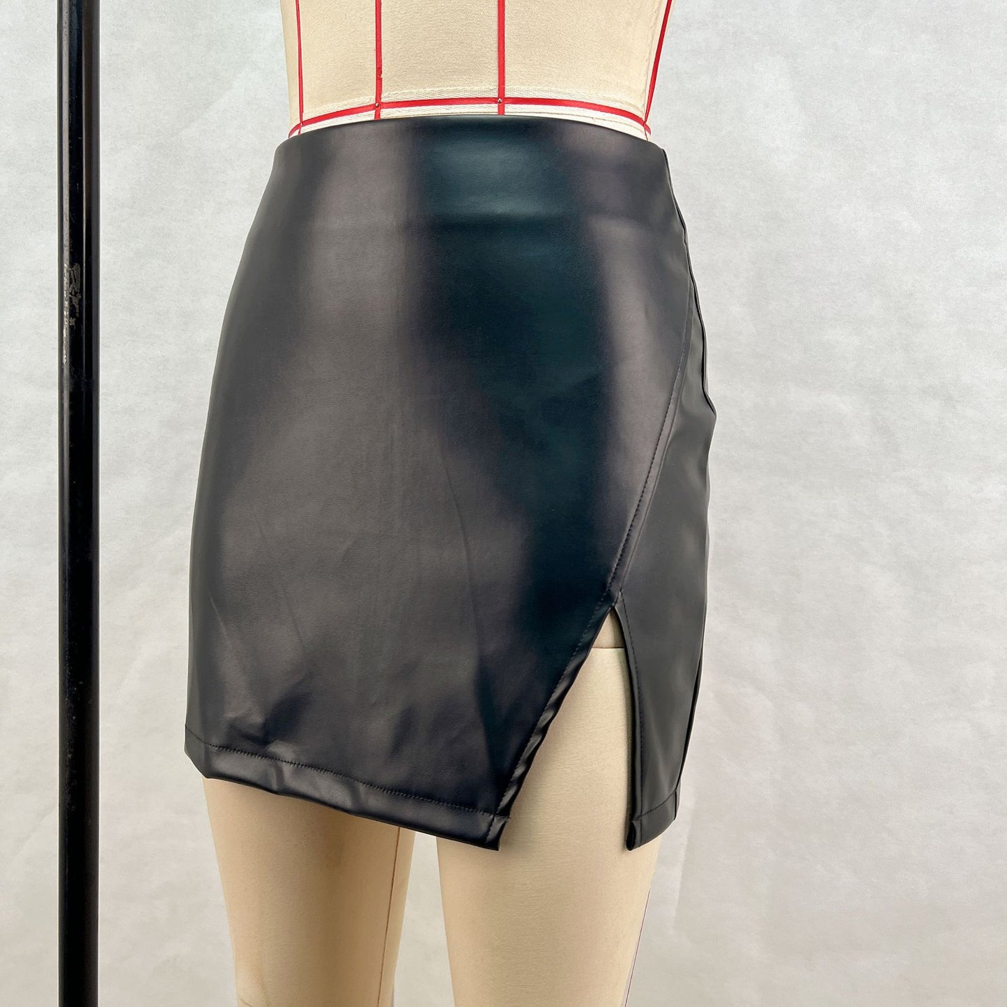 Women Clothing High Waist Package Hip with A Zipper Short Skirt Faux Leather Skirt Split All Matching Skirt