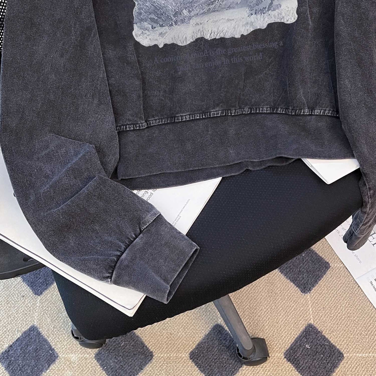 Niche Design Washed Distressed Long T Shirt Women Autumn Loose Short Round Neck Washed Vintage Sweatshirt