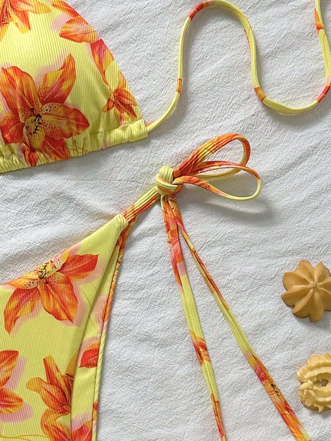 Swimwear Sexy Halter Lace up Floral Print Bikini Women Fresh Natural Swimsuit