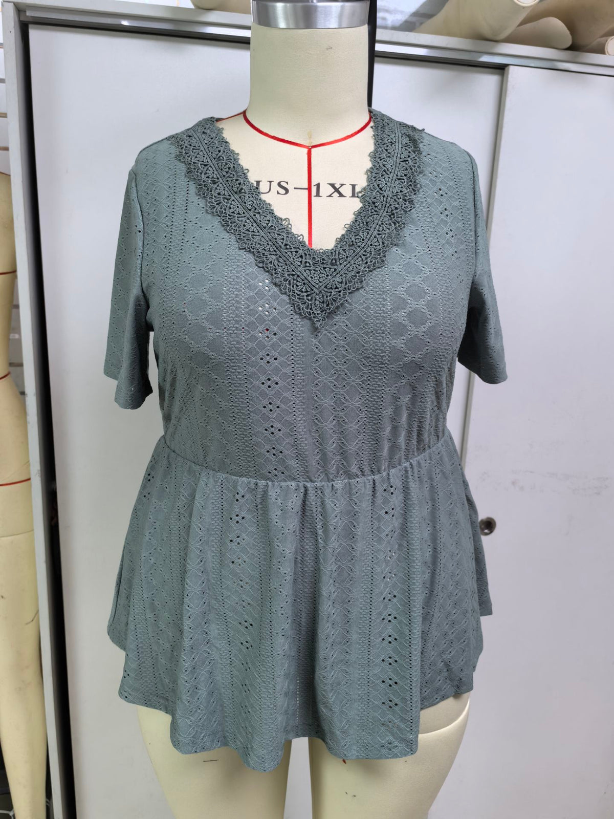 Plus Size Summer Short Sleeved T shirt Women Stitching Lace V neck Top