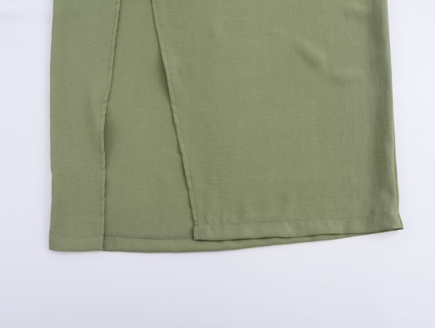 Fall Women Clothing Buckle Decoration Vertical Top Skirt Sets