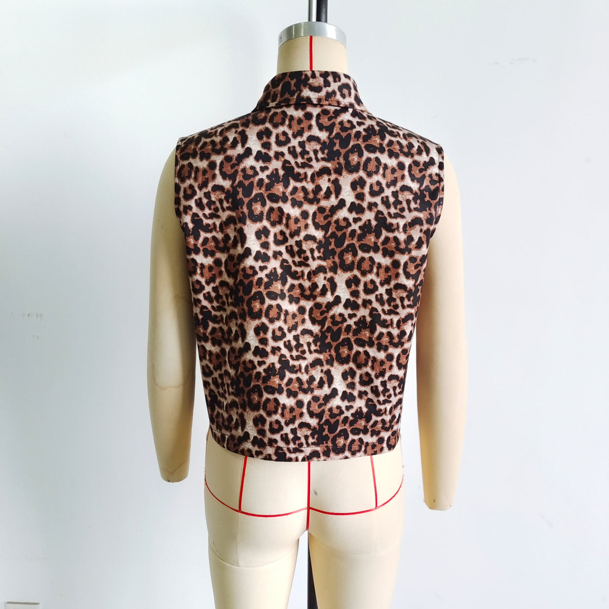 Spring round Neck Single Breasted Leopard Print Vest Vest Top Women