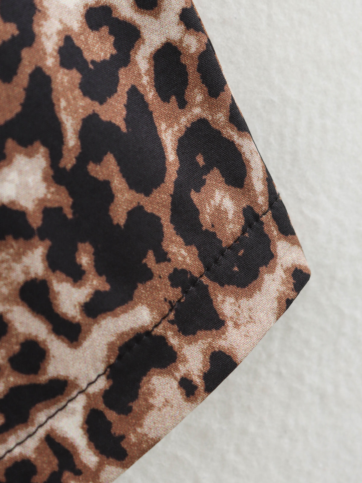 Spring round Neck Single Breasted Leopard Print Vest Vest Top Women