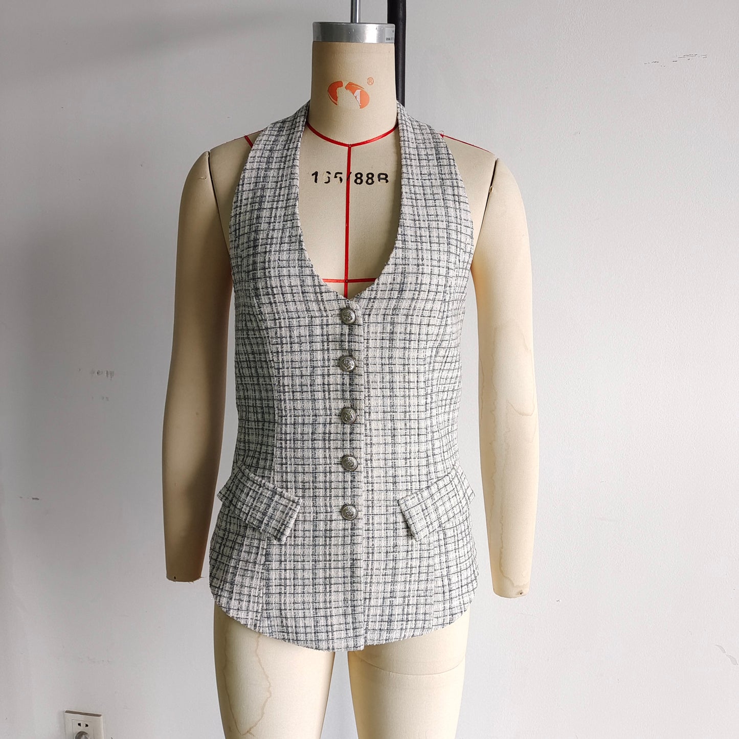 Spring Women All Match V neck Halter Sleeveless Single Breasted Classic Vest Top