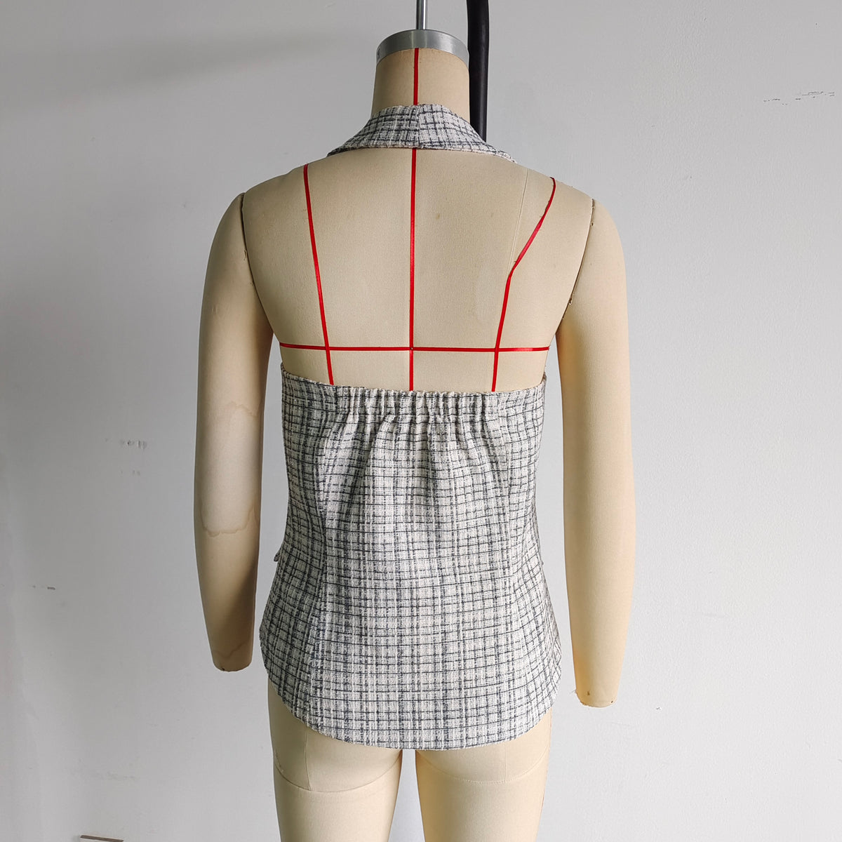 Spring Women All Match V neck Halter Sleeveless Single Breasted Classic Vest Top