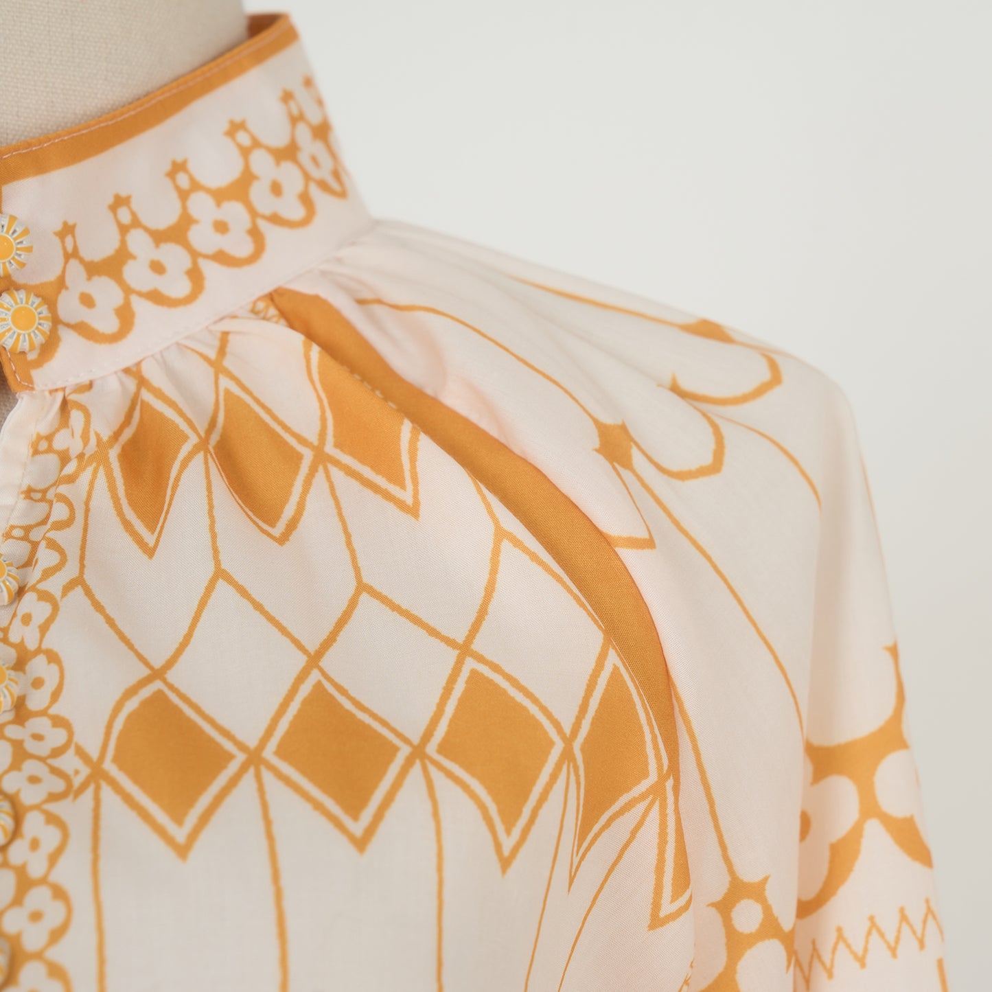 Retro Bohemian Style Two Piece Sets New Stand Up Collar Printed Shirt And Shorts Women