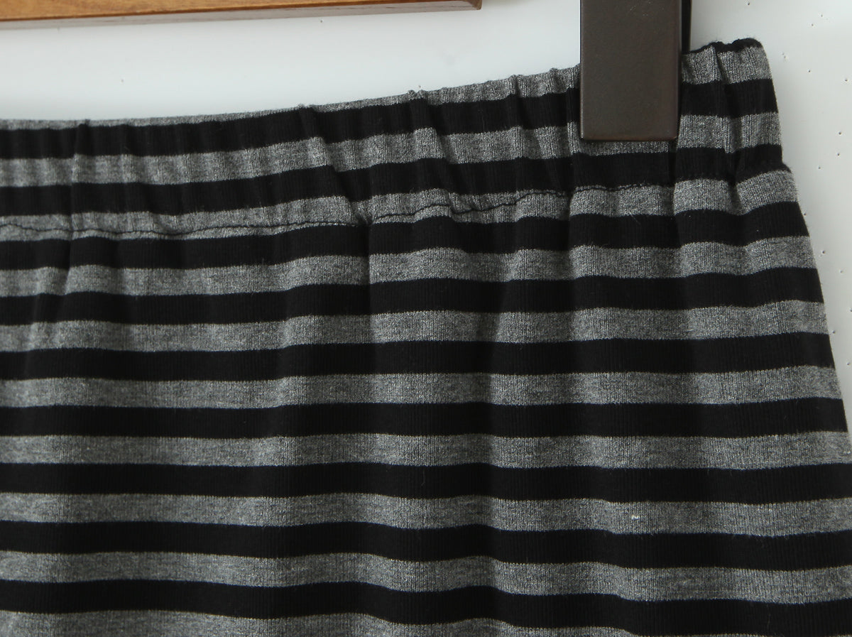 Women Slim Fit Short Sleeved Knitted Top Striped Knitted Overskirt