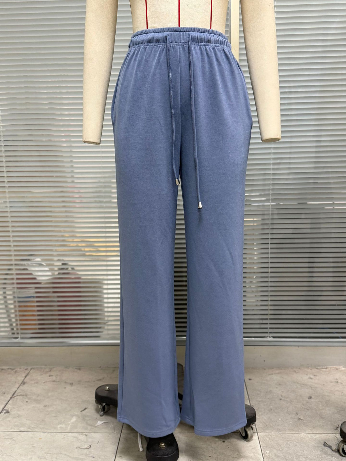 Autumn Winter Solid Color Elastic Waist Pocket Loose Straight Trousers Ladies