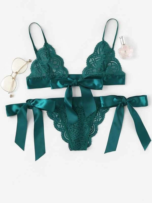 Split Cut Ruffled Sexy Lace Strap Three-Point Sexy Lingerie