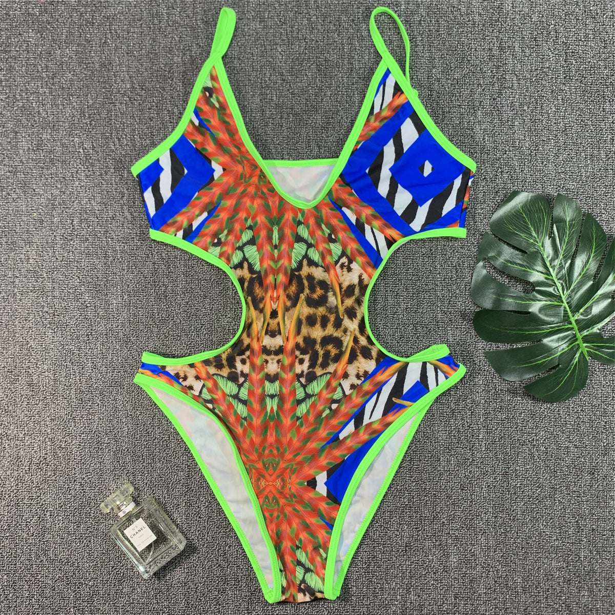 Plus Size Printed One Piece Swimsuit Female Sexy Retro Pattern Swimsuit