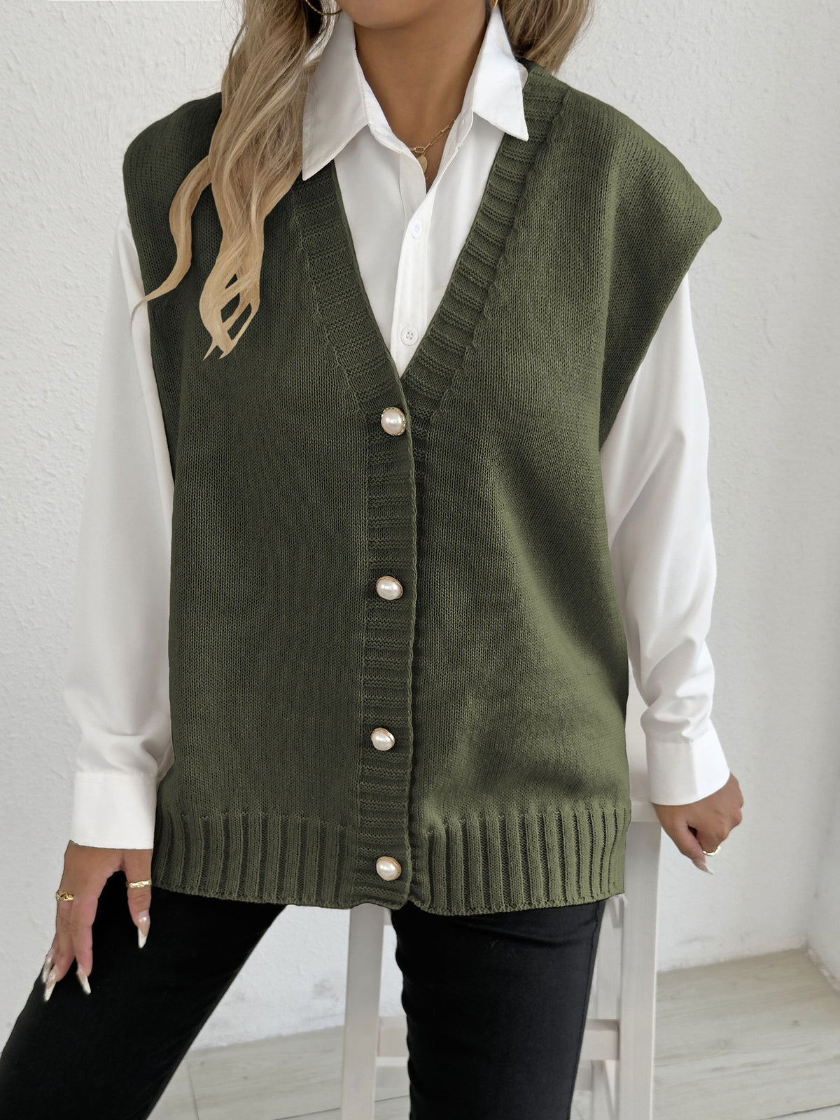 Women Top Autumn Winter Vest Women Clothing Pearl Buckle Loose Casual Cardigan Sweater Vest