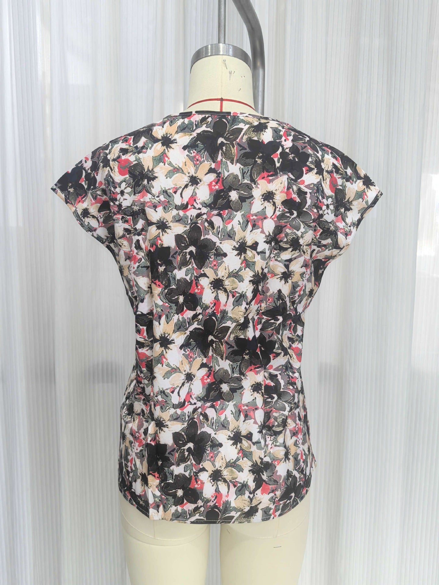 Women Clothing Elegant Women T shirt Short Sleeved Shirt V neck Tropical Printing Top