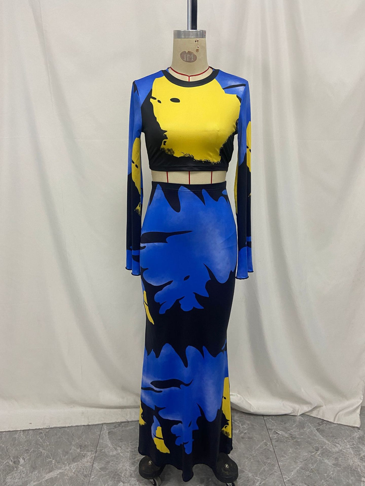 Summer Printing Round Neck Long Sleeves Cropped Top Slim Fit Sheath Skirt Set Women