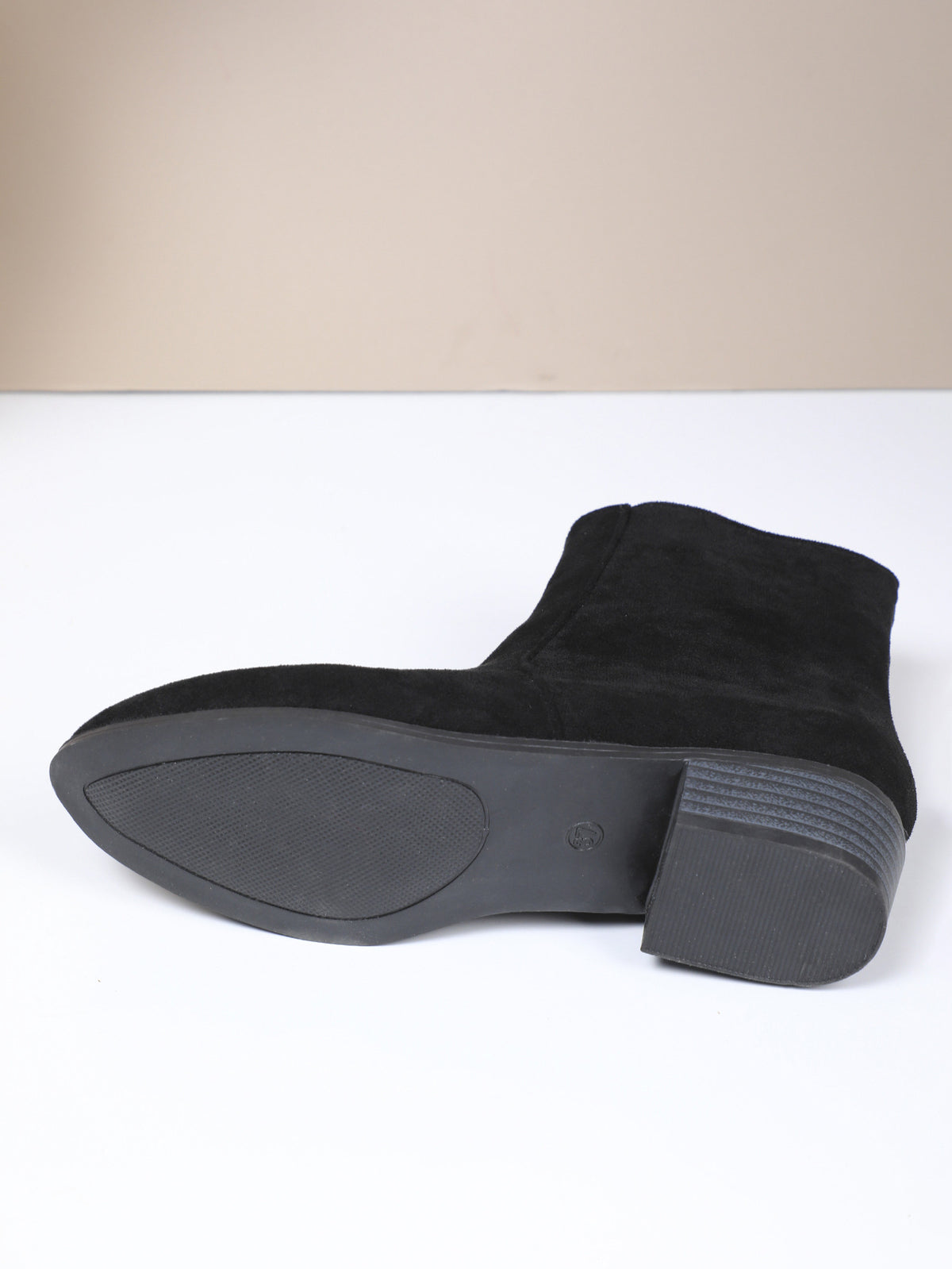 Suede Short Martin Boots Women Thick Heel with British Side Thin Coat with Zip Ankle Boots